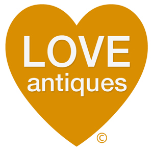 LOVEantiques logo