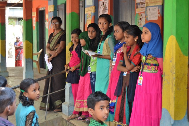 Billed 1 Indien: De indiske "public school" børn sang for os