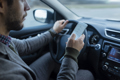 Uopmærksomhedsuheld stiger - bilist sender SMS under kørsel