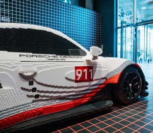 LEGO Porsche side 03