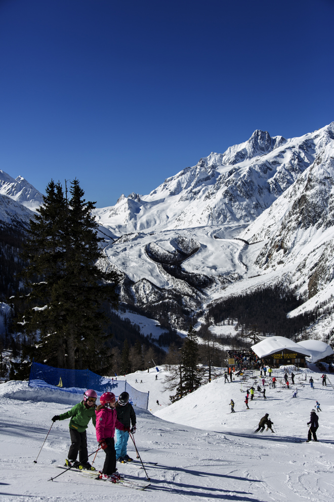 5.Ski Slopes in Aosta Valley photo by Gughi Fassino