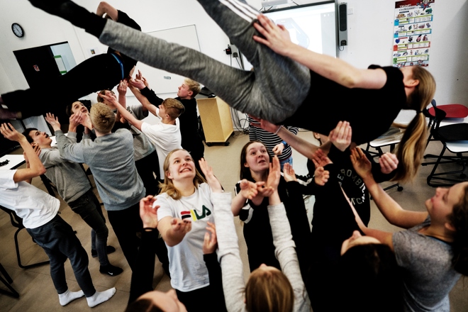 Bevægelsesøvelser i udskolingen, Foto Johnny Wichmann, Dansk Skoleidræt 2