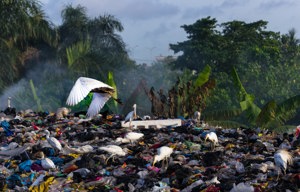 Landfill in Nigeria - e-waste PR